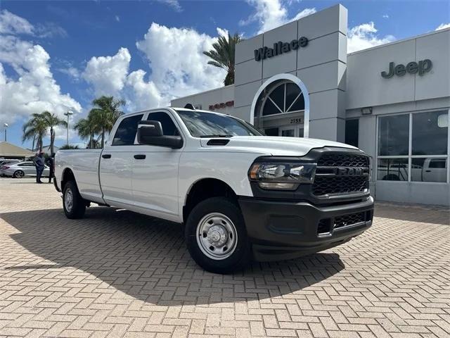 2024 RAM Ram 2500 RAM 2500 TRADESMAN CREW CAB 4X2 8 BOX