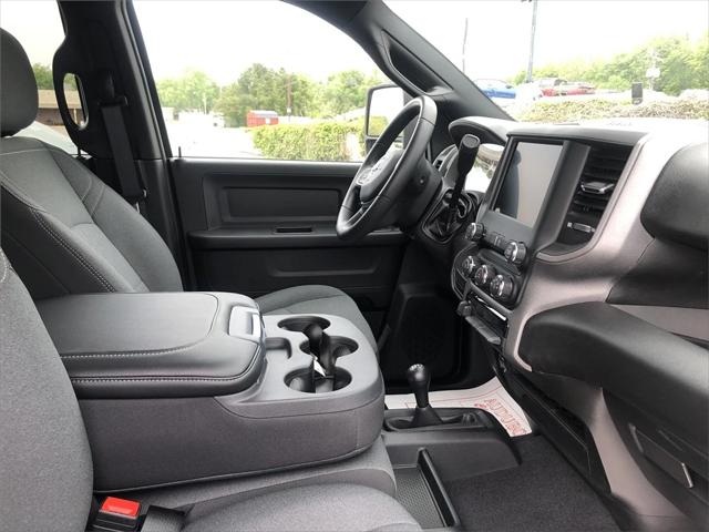 2024 RAM Ram 3500 RAM 3500 TRADESMAN CREW CAB 4X4 8 BOX