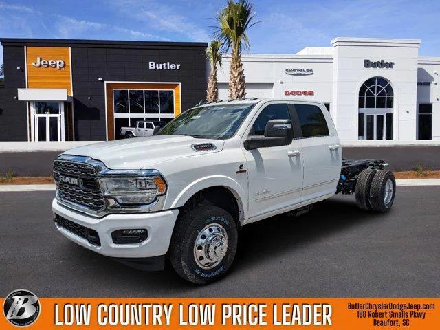 2024 RAM Ram 3500 Chassis Cab RAM 3500 LIMITED CREW CAB CHASSIS 4X4 60 CA