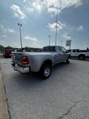 2024 RAM Ram 3500 RAM 3500 TRADESMAN CREW CAB 4X4 8 BOX