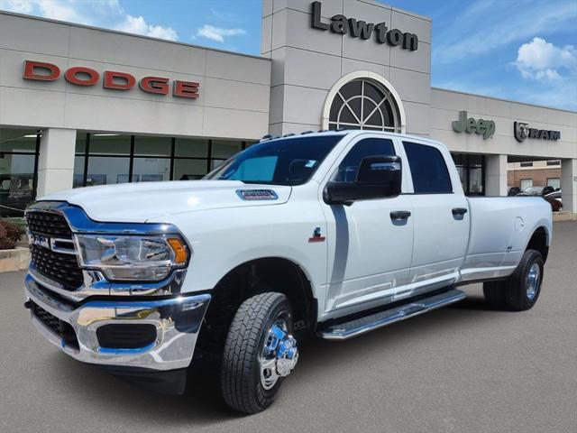 2024 RAM Ram 3500 RAM 3500 TRADESMAN CREW CAB 4X4 8 BOX