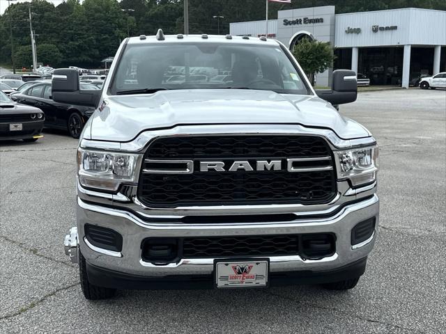 2024 RAM Ram 3500 Chassis Cab RAM 3500 TRADESMAN CHASSIS REGULAR CAB 4X4 60 CA