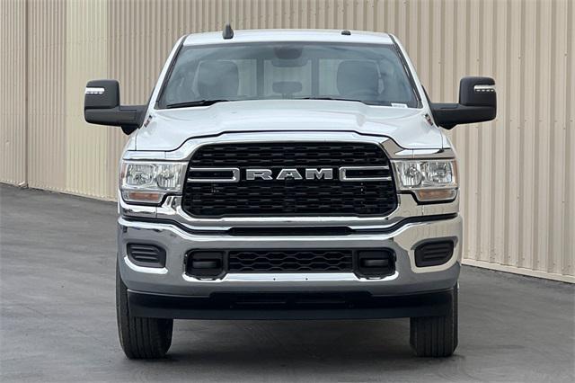 2024 RAM Ram 3500 RAM 3500 TRADESMAN CREW CAB 4X4 8 BOX