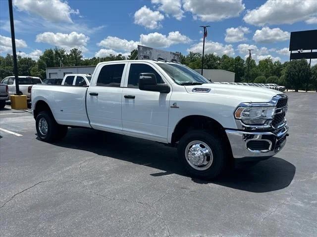 2024 RAM Ram 3500 RAM 3500 TRADESMAN CREW CAB 4X4 8 BOX