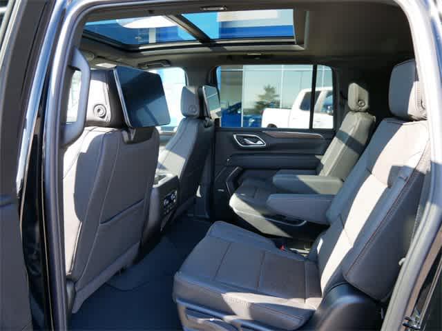 2024 Chevrolet Suburban 4WD High Country