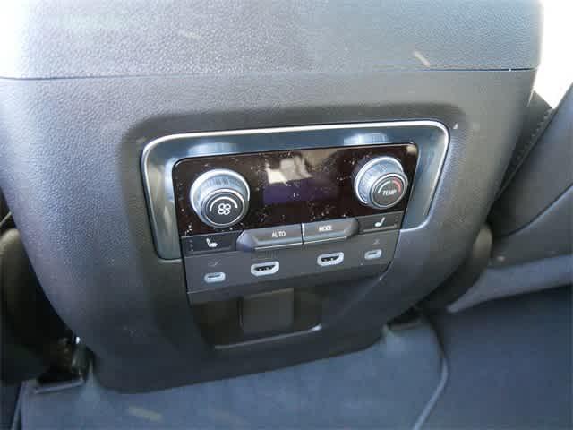 2024 Chevrolet Suburban 4WD High Country