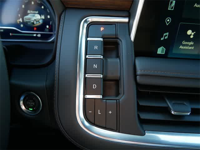 2024 Chevrolet Suburban 4WD High Country