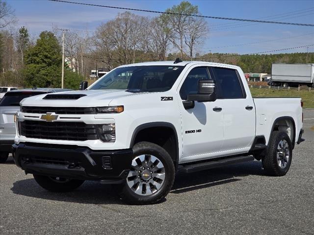 2024 Chevrolet Silverado 2500HD 4WD Crew Cab Standard Bed Custom