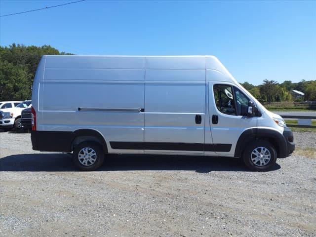 2024 RAM Ram ProMaster RAM PROMASTER 3500 SLT CARGO VAN SUPER HIGH ROOF 159 WB EXT