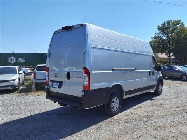 2024 RAM Ram ProMaster RAM PROMASTER 3500 SLT CARGO VAN SUPER HIGH ROOF 159 WB EXT