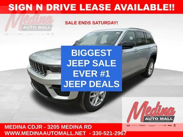 2024 Jeep Grand Cherokee GRAND CHEROKEE LAREDO X 4X4