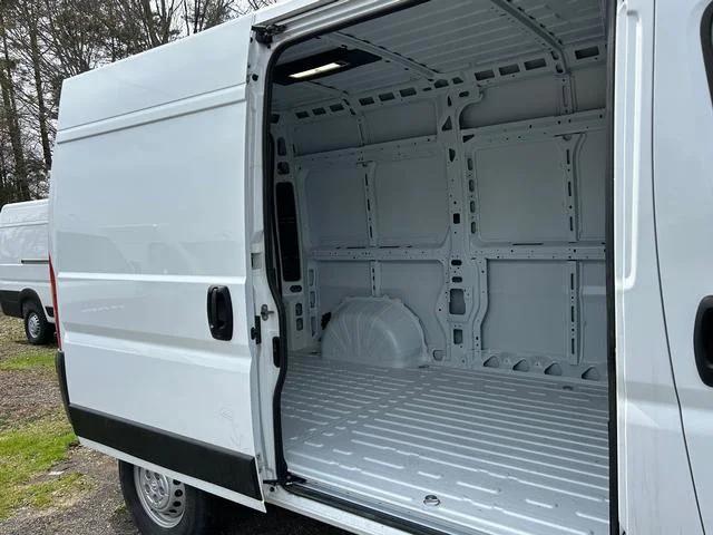 2024 Ram ProMaster Cargo Van Tradesman High Roof 136" WB w/Pass Seat