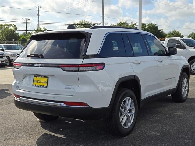 2024 Jeep Grand Cherokee GRAND CHEROKEE LAREDO X 4X4