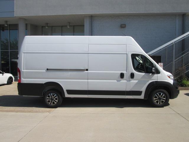 2024 RAM Ram ProMaster RAM PROMASTER 3500 SLT+ CARGO VAN SUPER HIGH ROOF 159 WB EXT