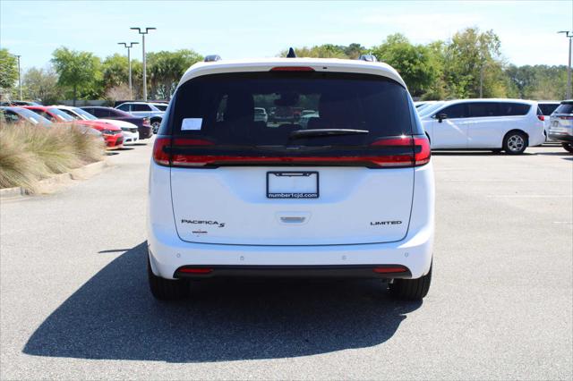 2024 Chrysler Pacifica PACIFICA LIMITED