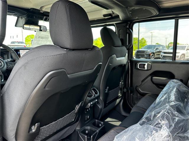 2024 Jeep Gladiator Sport