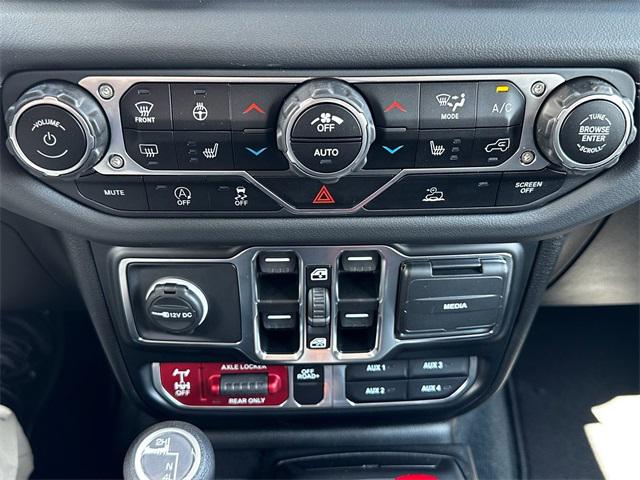 2024 Jeep Gladiator Sport