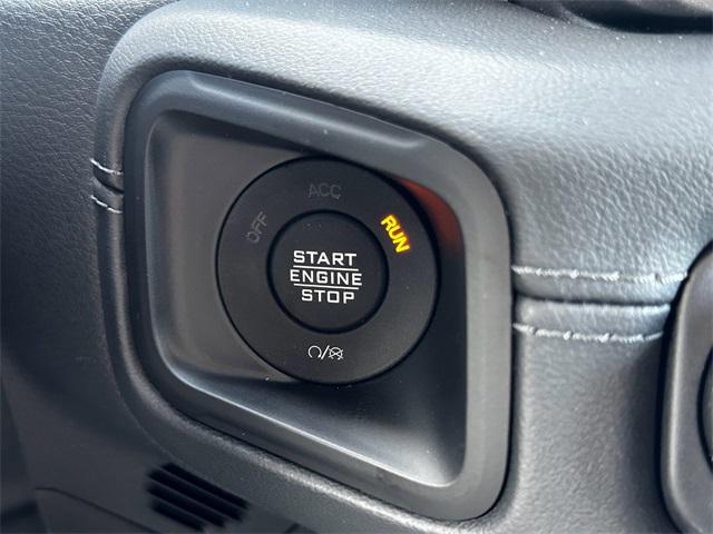 2024 Jeep Gladiator Sport