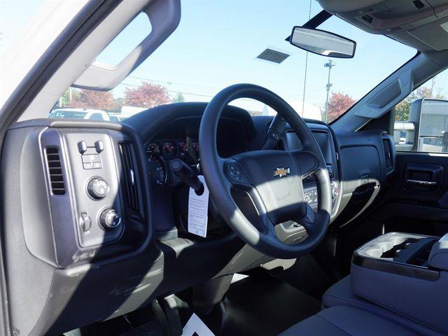2024 Chevrolet Silverado 6500HD 1WT