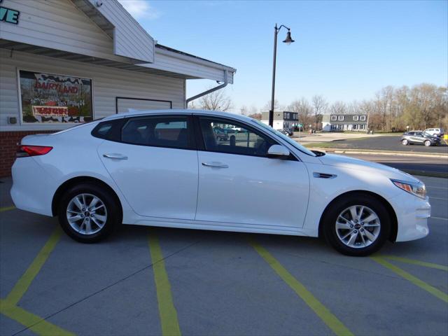 2017 Kia Optima LX