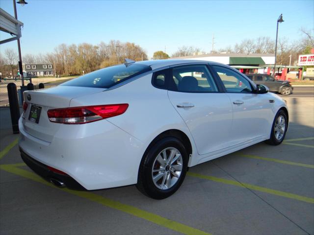 2017 Kia Optima LX