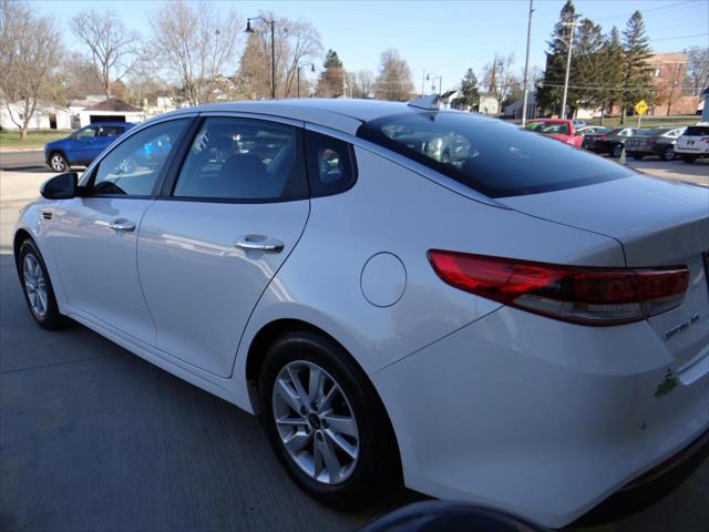 2017 Kia Optima LX