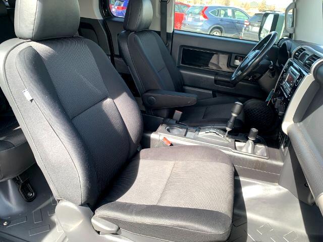 2012 Toyota FJ Cruiser 4WD AT