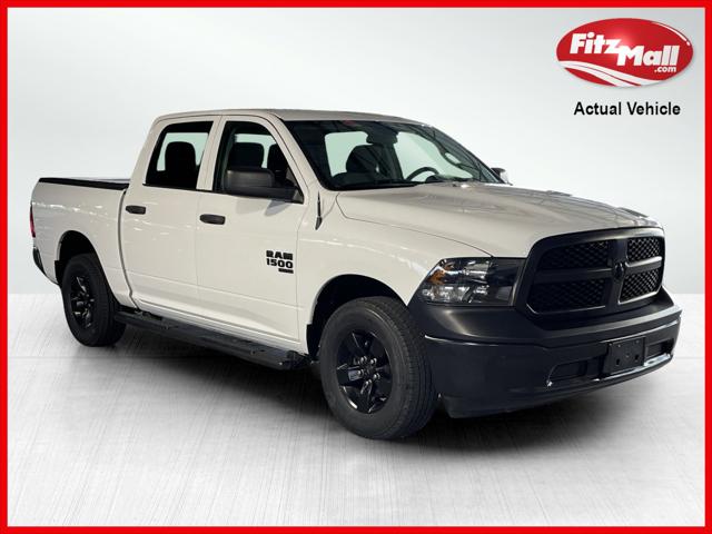 2022 RAM 1500 Classic Tradesman Crew Cab 4x4 57 Box