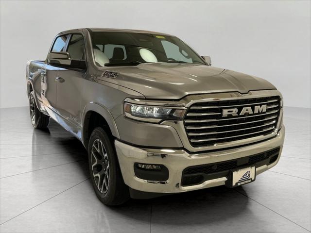 2025 RAM Ram 1500 RAM 1500 LARAMIE CREW CAB 4X4 64 BOX