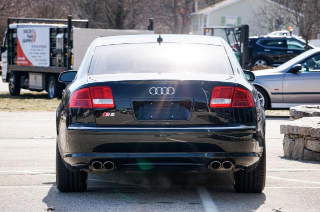 2007 Audi S8 5.2