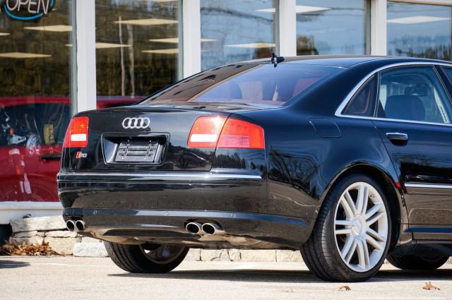 2007 Audi S8 5.2
