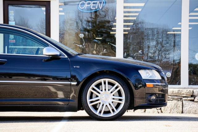 2007 Audi S8 5.2