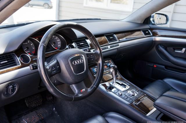 2007 Audi S8 5.2
