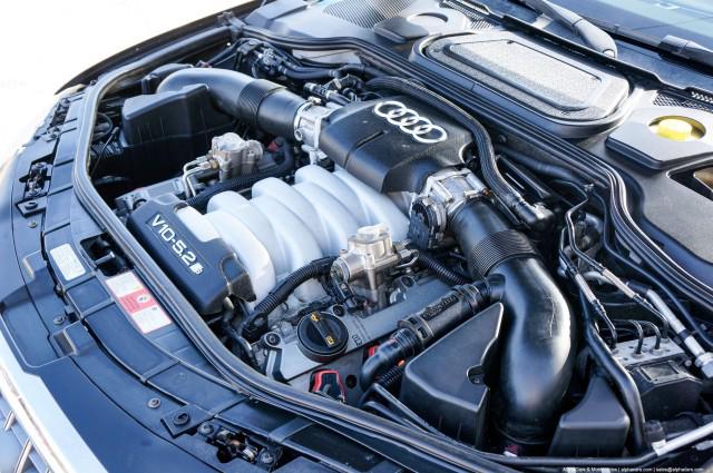 2007 Audi S8 5.2
