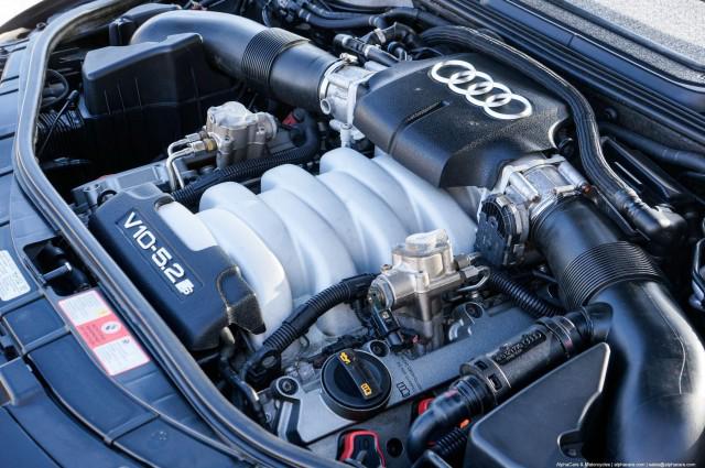 2007 Audi S8 5.2