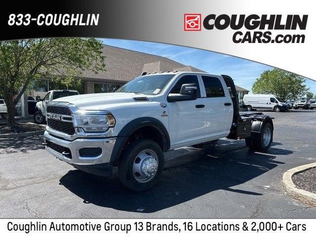 2024 RAM Ram 5500 Chassis Cab RAM 5500 TRADESMAN CHASSIS CREW CAB 4X4 60 CA 2024 RAM Ram 5500 Chassis Cab RAM 5500 TRADESMAN CHASSIS CREW CAB 4X4 60 CA