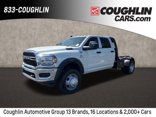 2024 RAM Ram 5500 Chassis Cab RAM 5500 TRADESMAN CHASSIS CREW CAB 4X4 60 CA 2024 RAM Ram 5500 Chassis Cab RAM 5500 TRADESMAN CHASSIS CREW CAB 4X4 60 CA