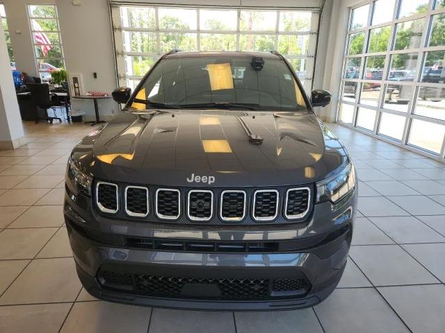 2024 Jeep Compass COMPASS LATITUDE LUX 4X4