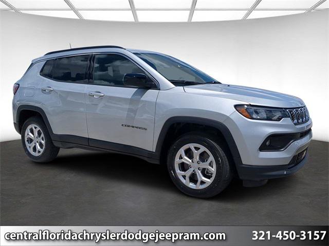 2024 Jeep Compass COMPASS LATITUDE 4X4