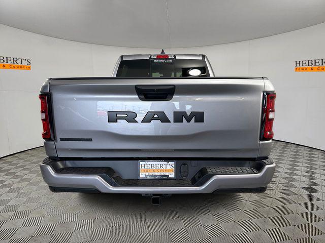 2025 RAM Ram 1500 RAM 1500 BIG HORN CREW CAB 4X2 57 BOX