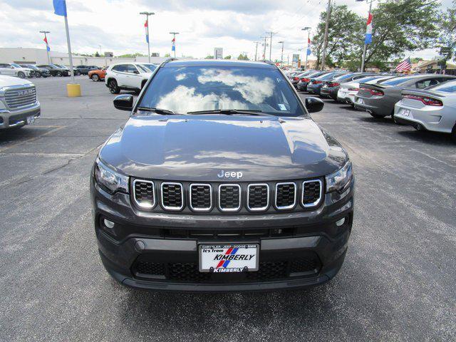 2024 Jeep Compass COMPASS LATITUDE 4X4