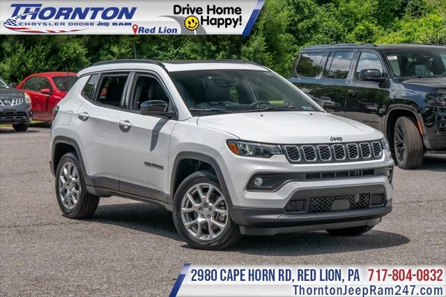 2024 Jeep Compass COMPASS LATITUDE LUX 4X4