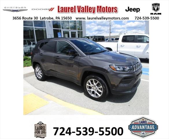 2024 Jeep Compass COMPASS LATITUDE LUX 4X4