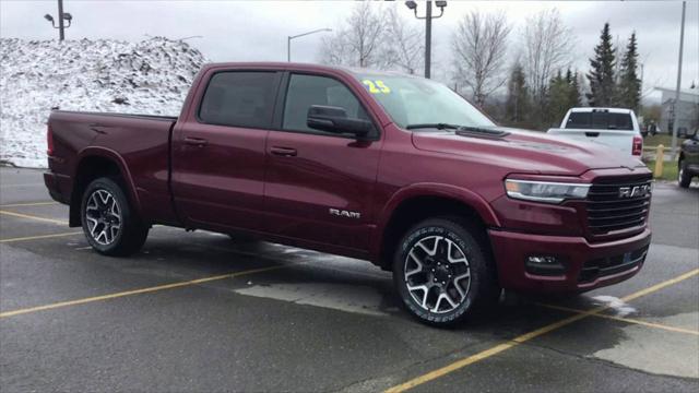 2025 RAM Ram 1500 RAM 1500 LARAMIE CREW CAB 4X4 64 BOX