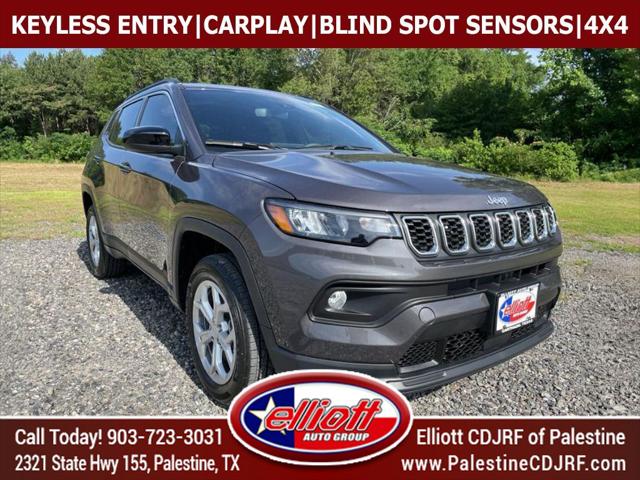 2024 Jeep Compass COMPASS LATITUDE 4X4