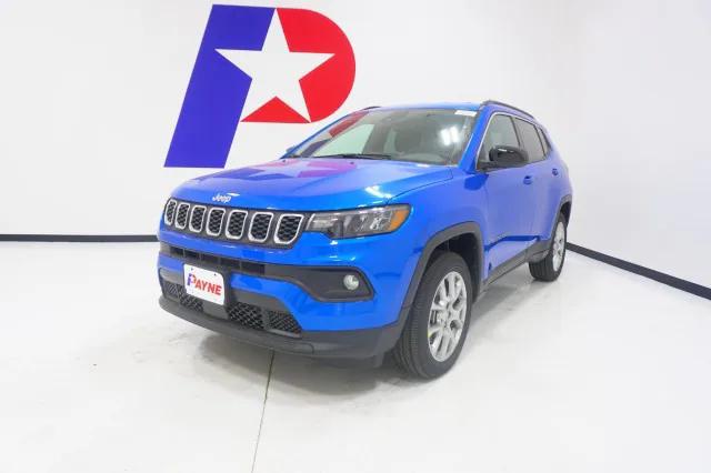 2024 Jeep Compass COMPASS LATITUDE LUX 4X4