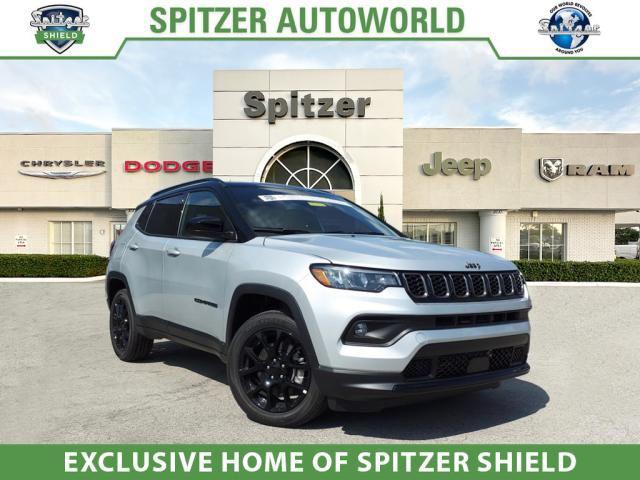 2024 Jeep Compass COMPASS LATITUDE 4X4