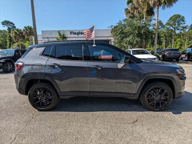 2024 Jeep Compass COMPASS LATITUDE 4X4