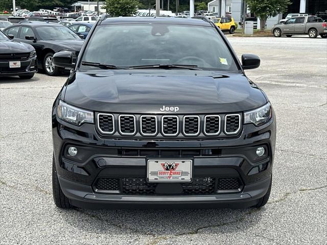 2024 Jeep Compass COMPASS LATITUDE 4X4