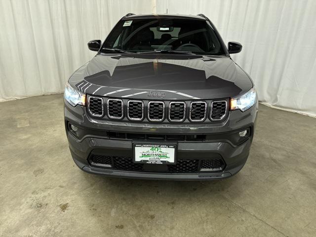 2024 Jeep Compass COMPASS LATITUDE LUX 4X4